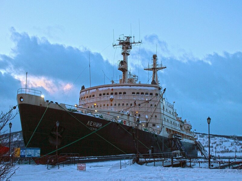 سفينة كاسحة الجليد النووية لينين Lenin Icebreaker