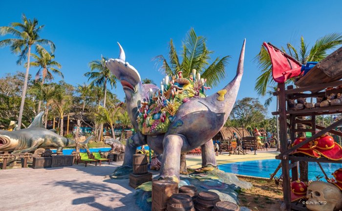 Aquatopia%20Water%20Park2.jpg