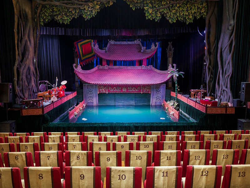 مسرح الدمى المائية تانغ لونغ Tanglong Water Puppet Theater