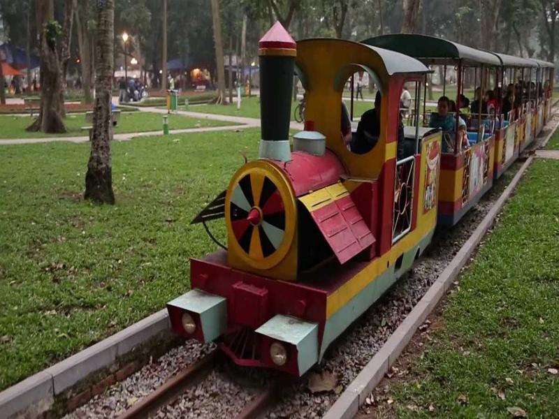 منتزه ثونغ نات  Thong Nhat Park