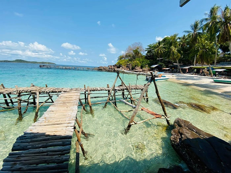 جزيرة فينغرنيل  Fingernail Island
