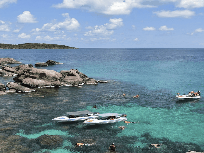 جزيرة فينغرنيل  Fingernail Island