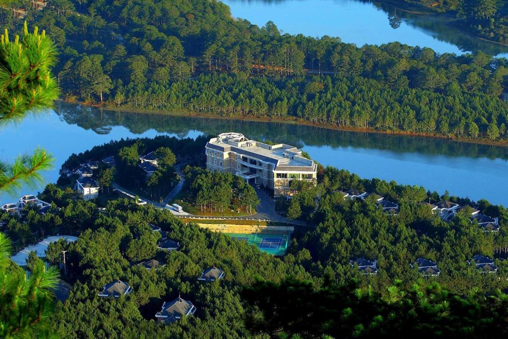 Dalat%20Edensee%20Lake%20Resort%20&%20Spa2.jpg