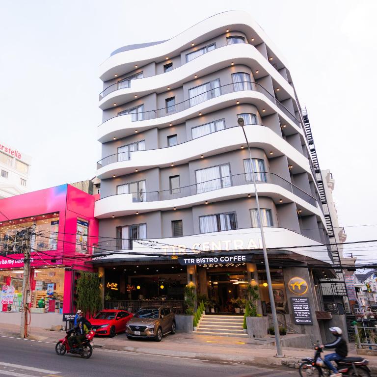 TTR%20Central%20Apart%20Hotel.jpg
