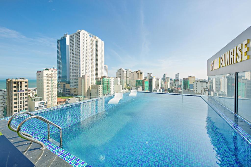 Grand%20Sunrise%20Boutique%20Hotel1.jpg