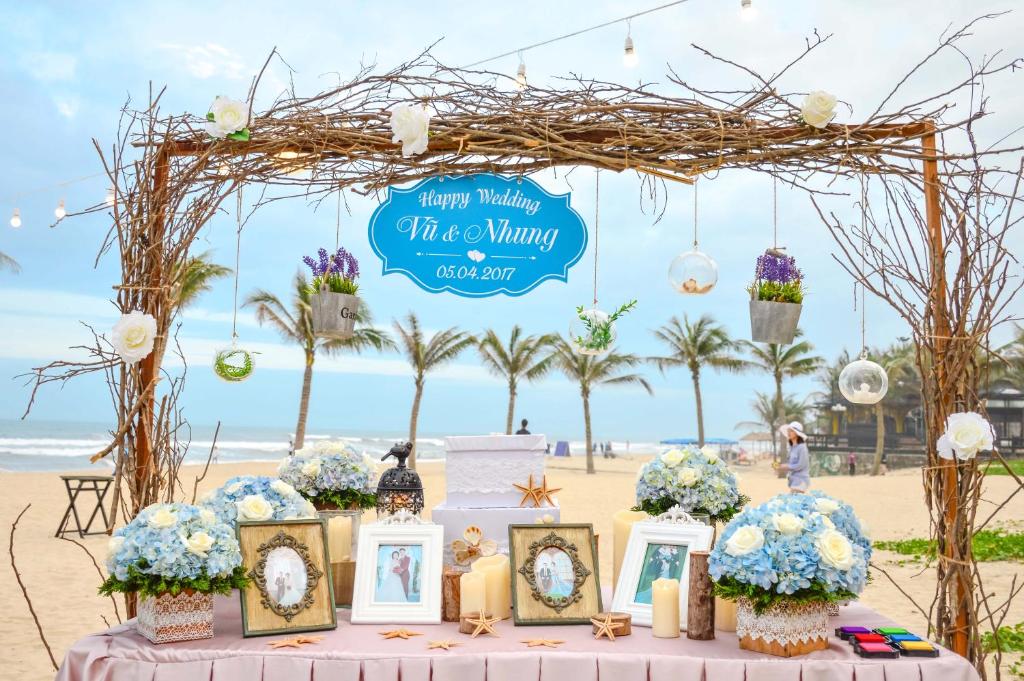 Holiday%20Beach%20Danang%20Hotel%20&%20Resort5.jpg
