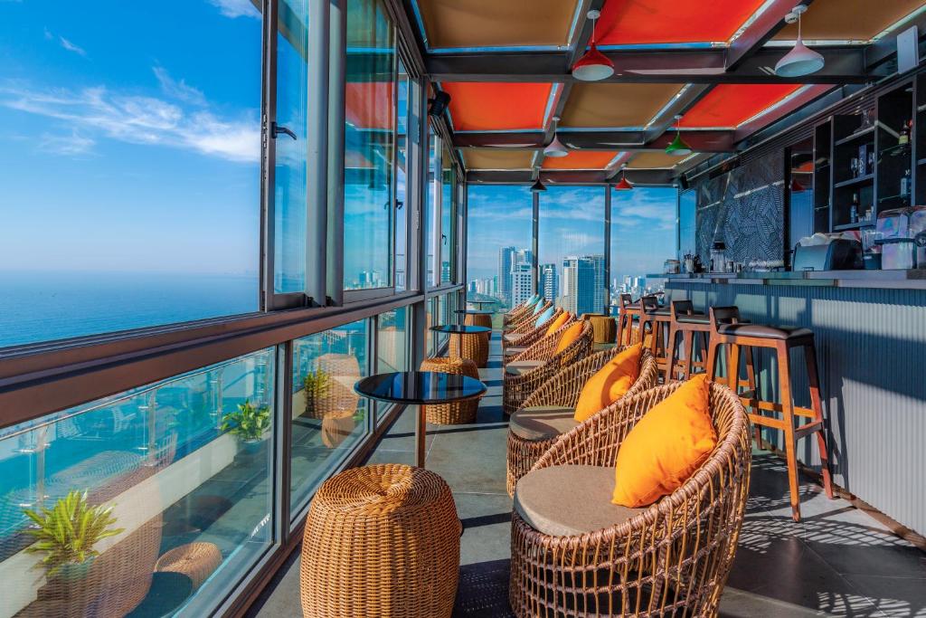 Le%20Sands%20Oceanfront%20Danang%20Hotel2.jpg