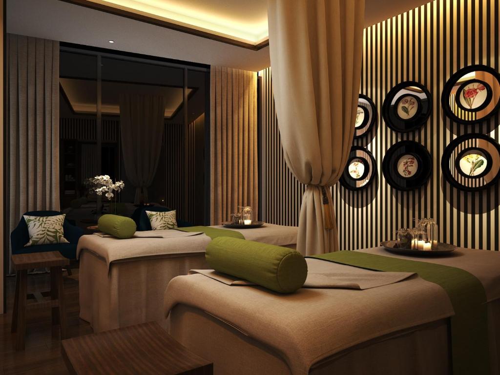 Maximilan%20DaNang%20Beach%20Hotel6.jpg