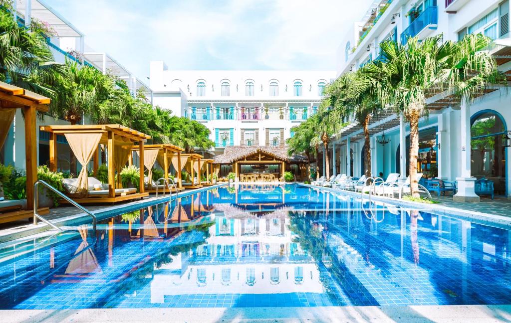 Risemount%20Premier%20Resort%20Da%20Nang1.jpg