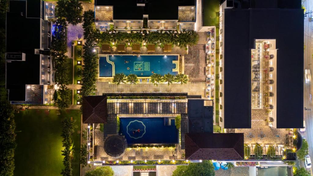 Risemount%20Premier%20Resort%20Da%20Nang7.jpg