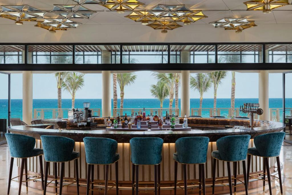 Sheraton%20Grand%20Danang%20Resort%20&%20Convention%20Center7.jpg
