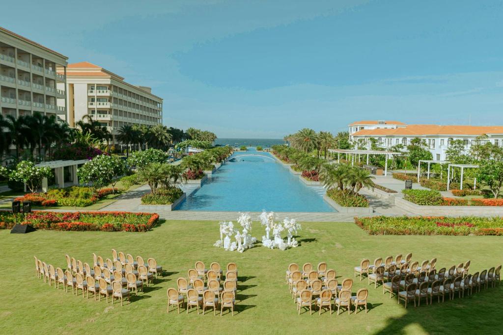 Sheraton%20Grand%20Danang%20Resort%20&%20Convention%20Center8.jpg