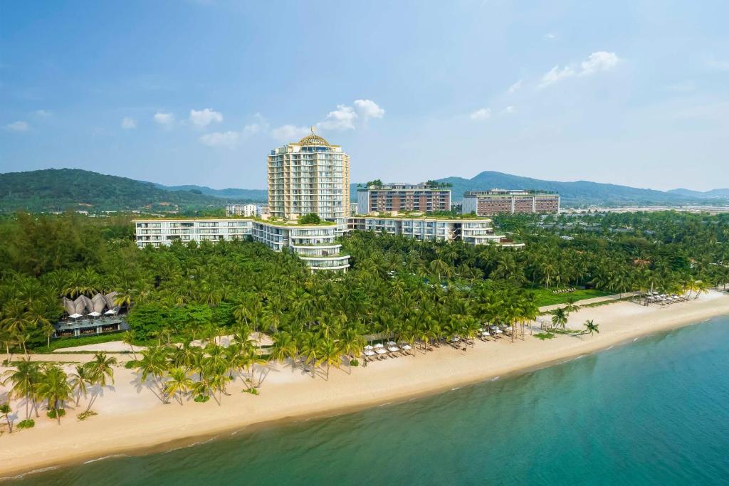 InterContinental%20Phu%20Quoc%20Long%20Beach%20Resort5.jpg
