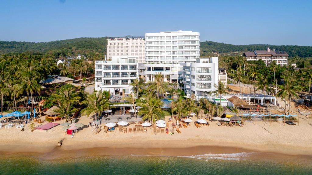Sunset%20Beach%20Resort%20and%20Spa3.jpg
