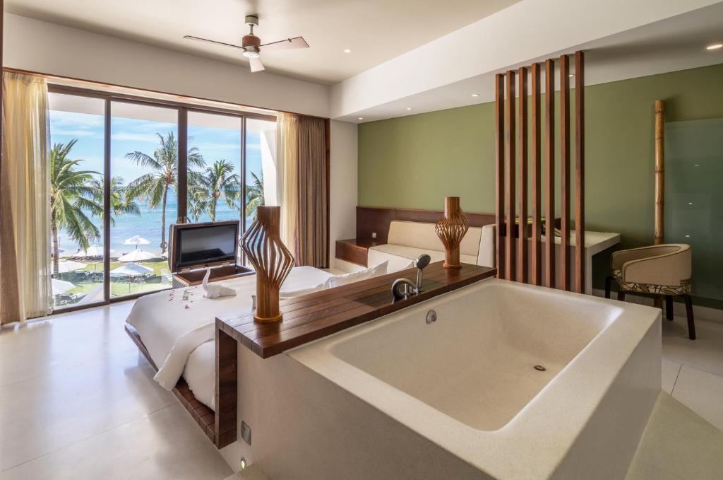 The%20Shells%20Resort%20&%20Spa%20Phu%20Quoc%202.jpg