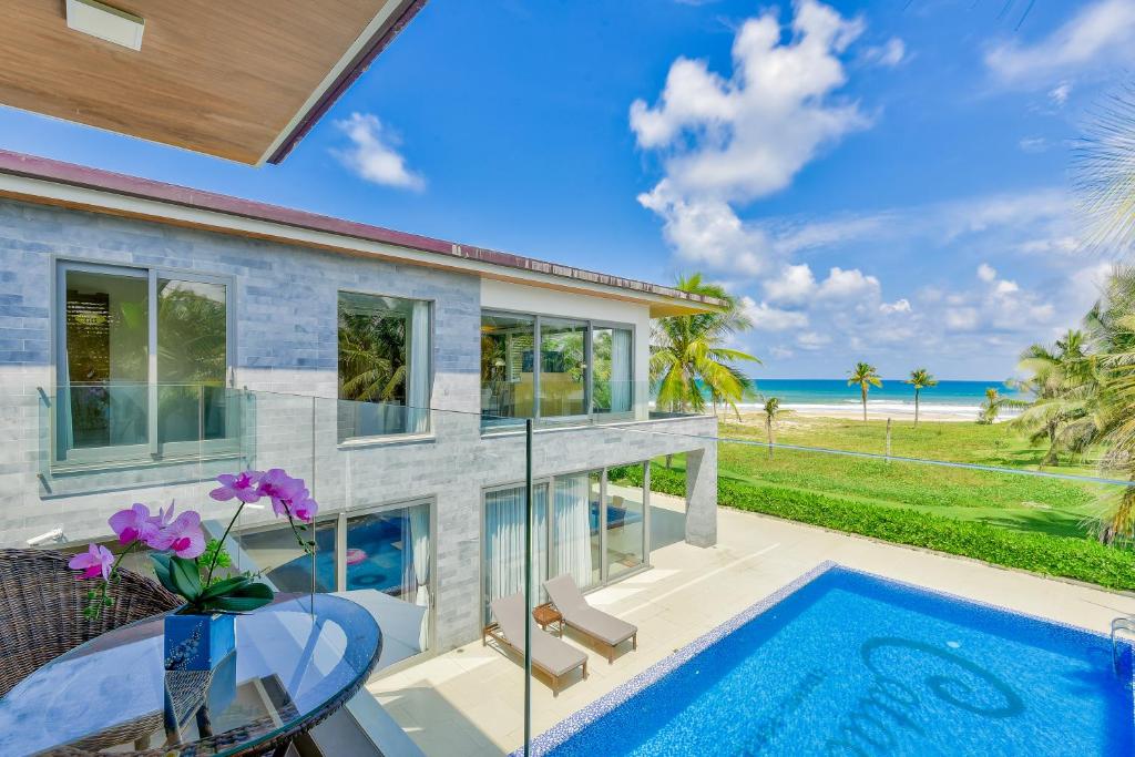 Danang%20Ocean%20Resort%20&%20Spa%20Non%20Nuoc%20Beach%20Villas3.jpg