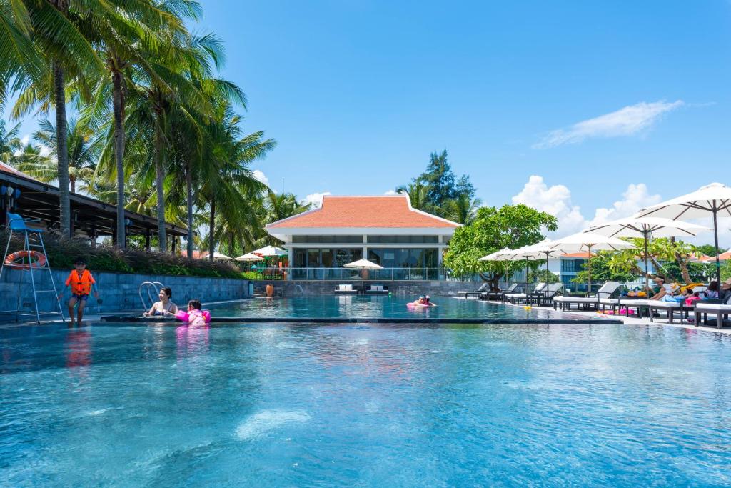 Memories%20Holiday%20beach%20villa%20Da%20Nang7.jpg