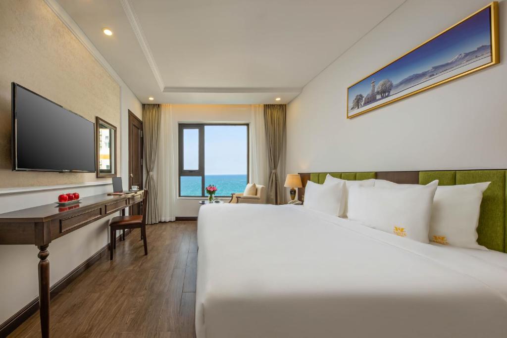 Santa%20Luxury%20Hotel%207.jpg