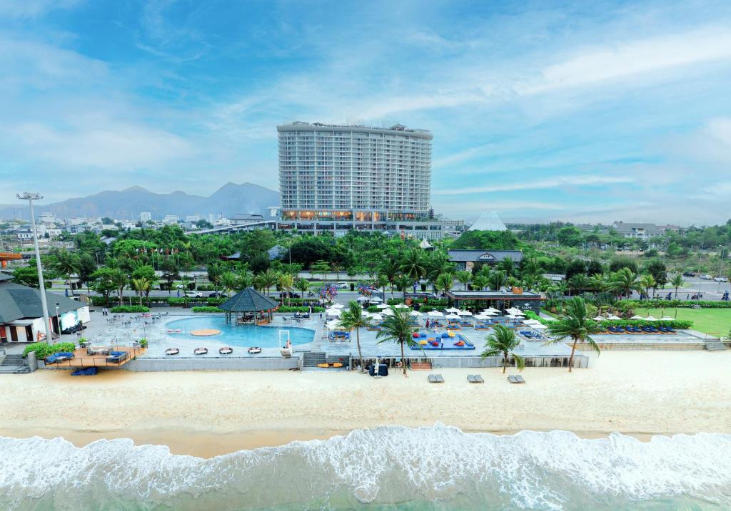 Danang%20Mikazuki%20Japanese%20Resorts2.jpg