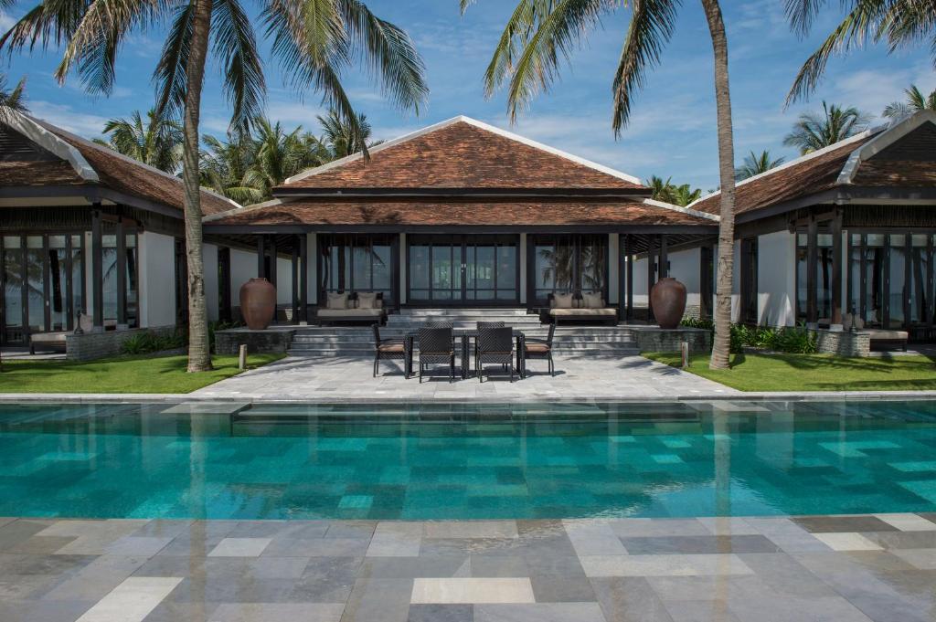 Four%20Seasons%20Resort%20The%20Nam%20Hai5.jpg