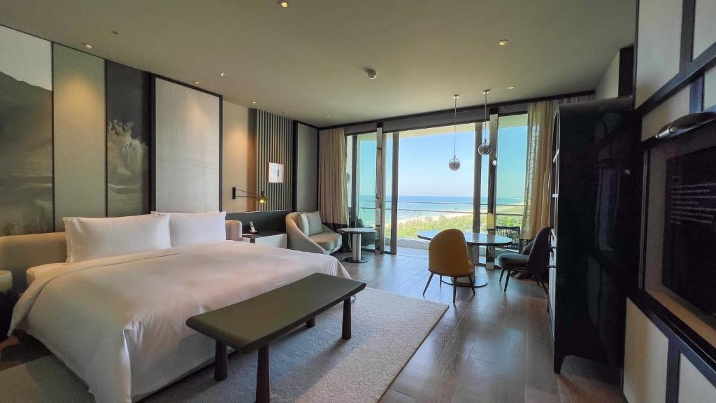 New%20World%20Hoiana%20Beach%20Resort7.jpg