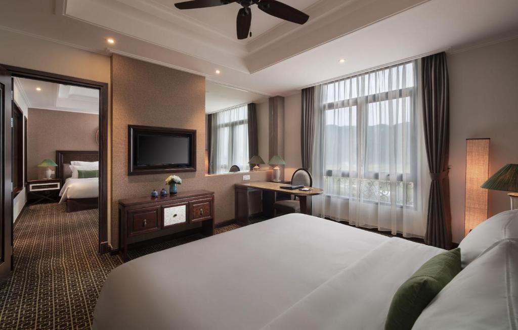 Ninh%20Binh%20Hidden%20charm%20hotel%20&%20resort%208.jpg