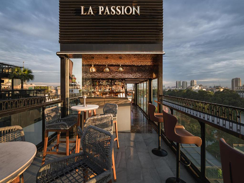 فندق لا باسيون بريميوم كاو جو  La Passion Premium Cau Go