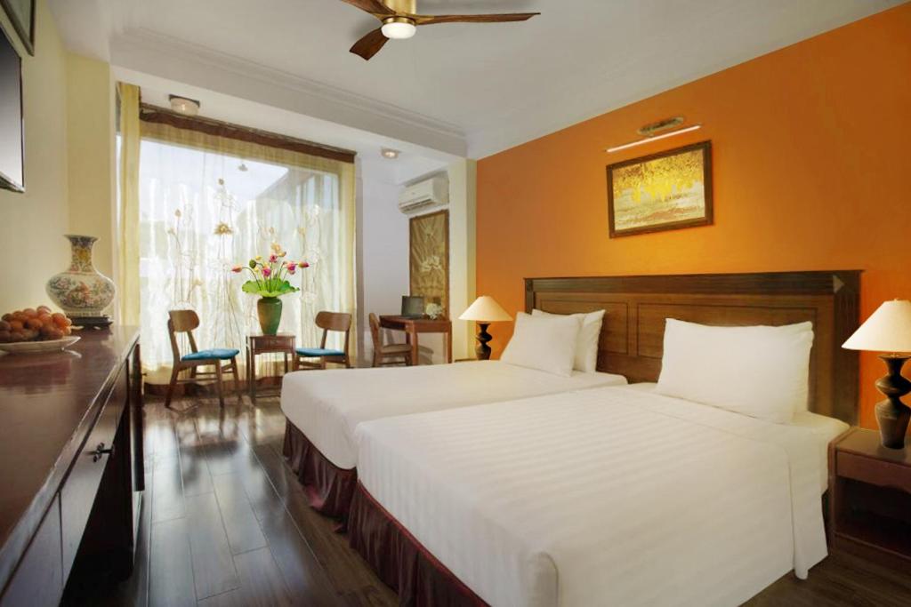 Classic%20Street%20Hotel3.jpg