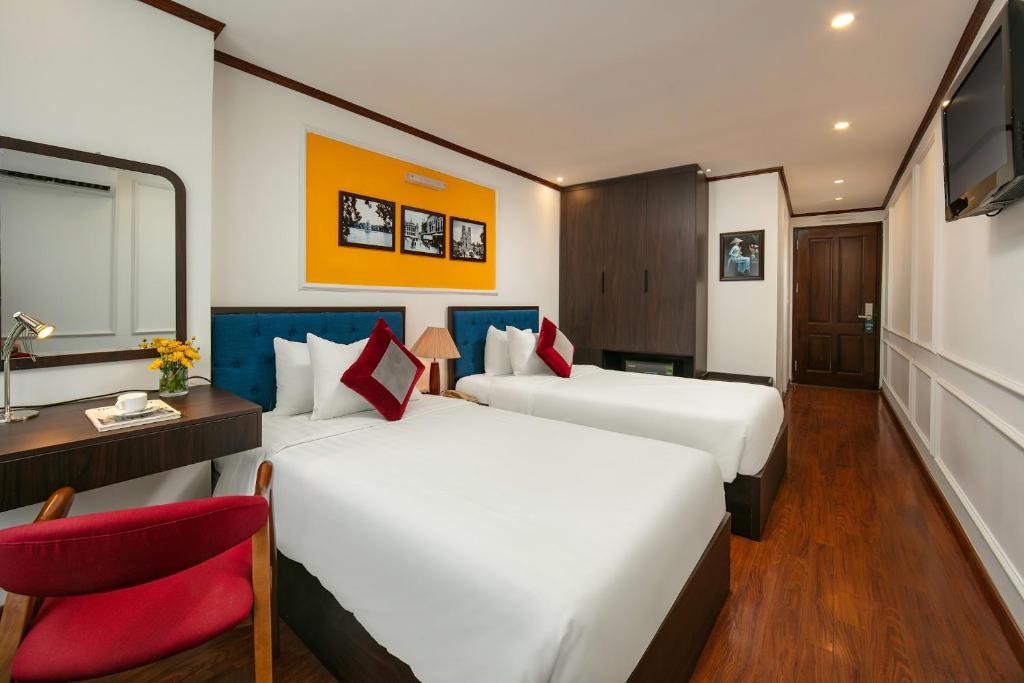 Silk%20Flower%20Hotel%20&%20Spa7.jpg