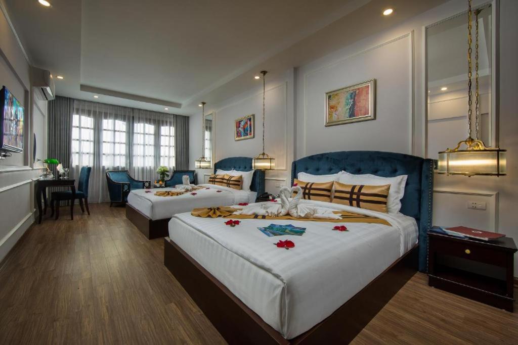 Splendid%20Star%20Grand%20Hotel2.jpg
