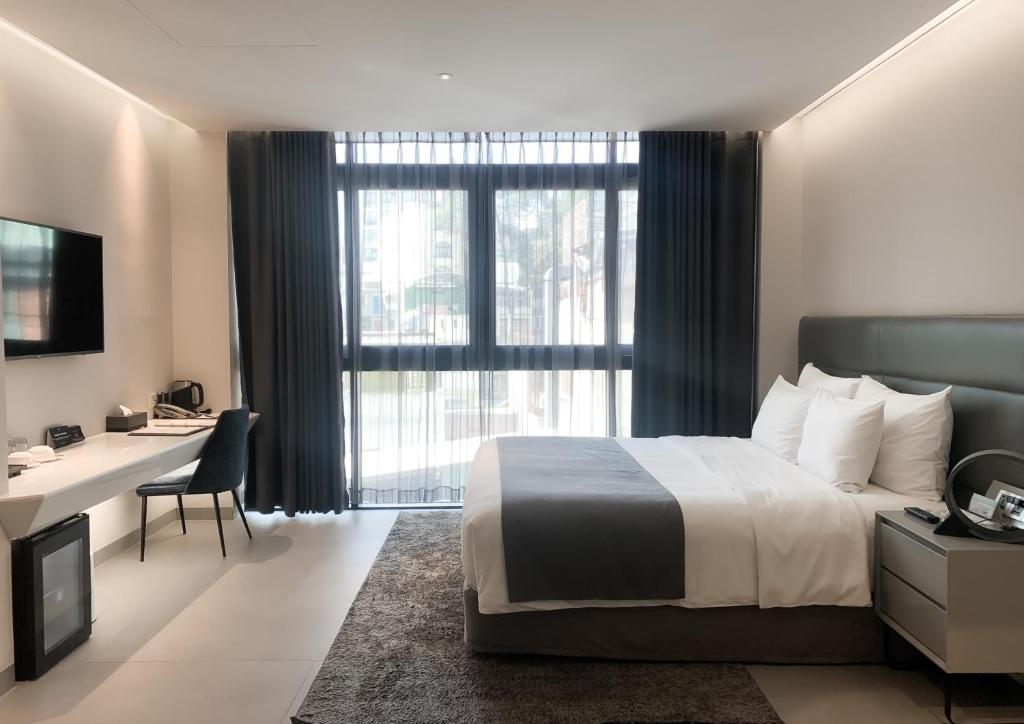 M%20Hotel%20Saigon6.jpg