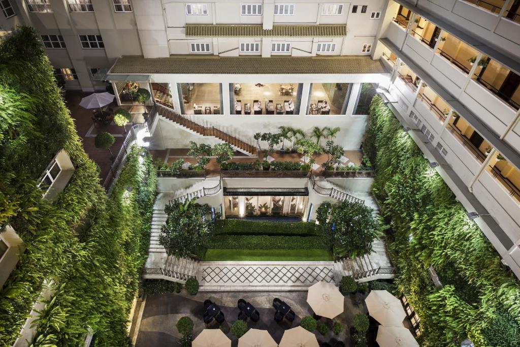 Rex%20Hotel1.jpg