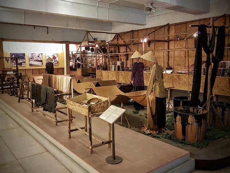 South-Vietnamese%20Women%20Museum%20ho%20chi%20minh%20Vietnam1.jpg