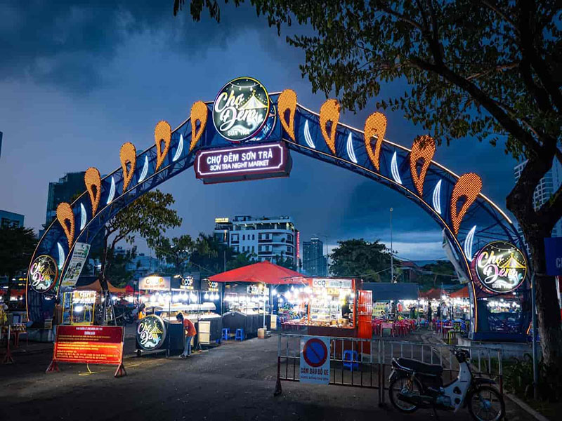 ‪‪  Son Tra Night Market سوق سون ترا الليلي ‬‬