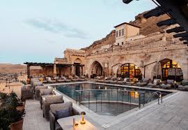 فندق Kayakapi Premium Caves  في كابادوكيا