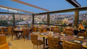 مطعم  Cratus Premium Restaurant  في كابادوكيا