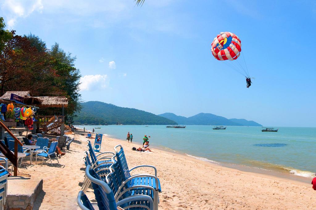 شاطئ الباتو فرانجي (Batu Ferringhi Beach)