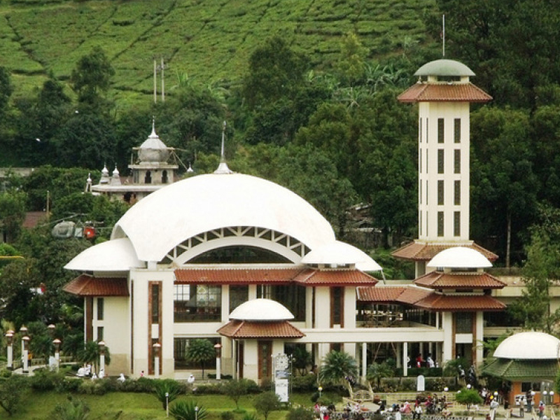 مسجد التعاون اندونيسيا