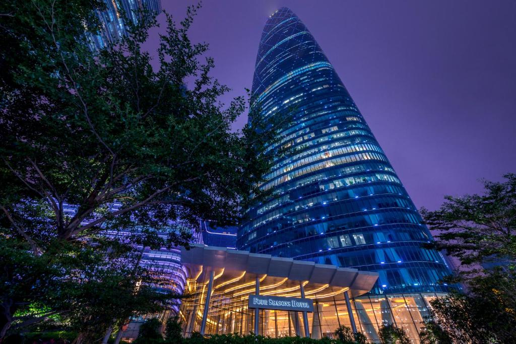 Four%20Seasons%20Hotel%20Guangzhou.jpg
