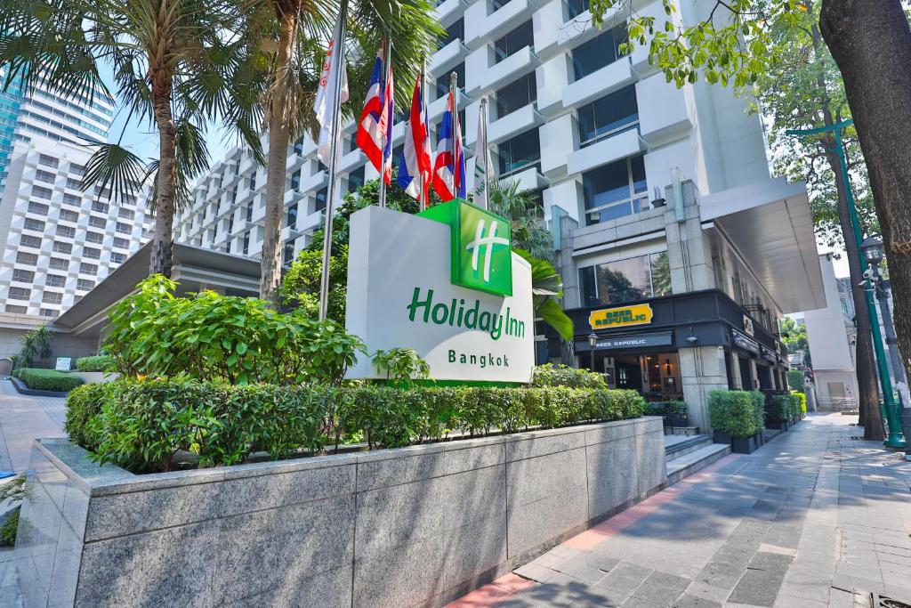 Holiday%20Inn%20Bangkok%20by%20IHG''''.jpg
