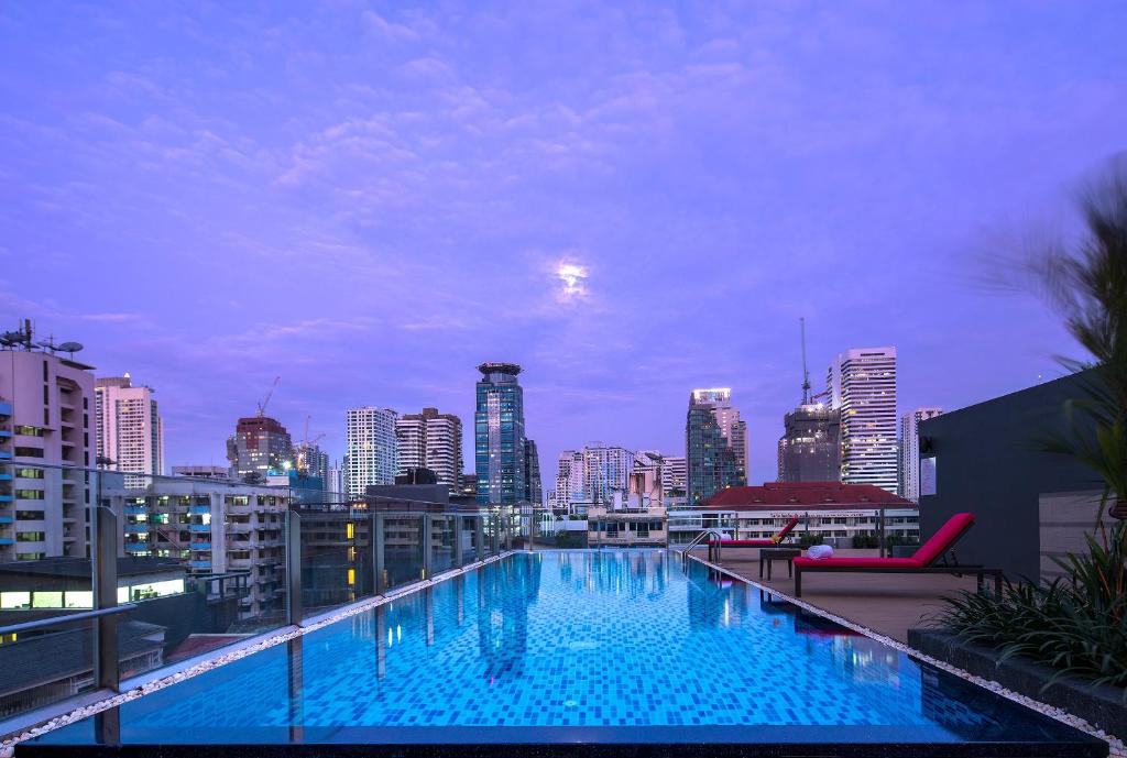 Travelodge%20Sukhumvit%20112.jpg