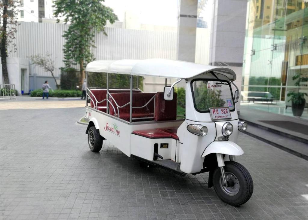 Jasmine%2059%20Hotel2.jpg