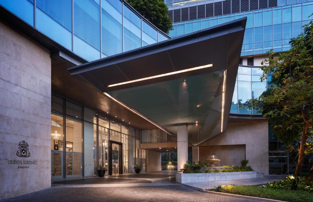 Oriental%20Residence%20Bangkok%201.jpg
