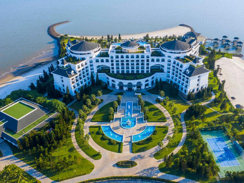 Vinpearl%20Resort%20&%20Spa%20Ha%20Long2.jpg