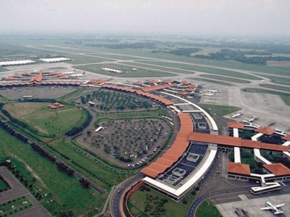 فندق مطار جاكرتا باي توبوتليز