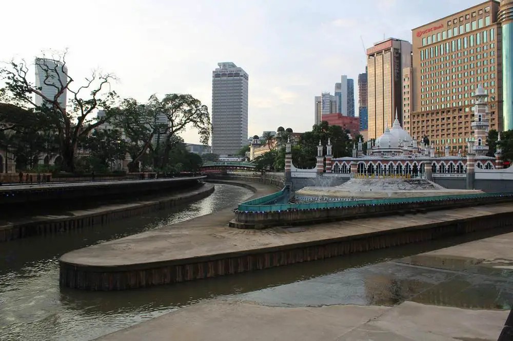 masjidjamek-2.jpg