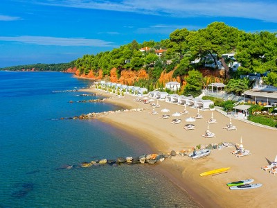 عرض سياحي 14 ليلة 4 نجوم