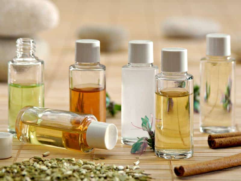 فوائد استخدام الزيوت العطرية